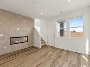 1917 Zephyr Rd in Fort Collins, CO - Building Photo - Building Photo