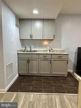43061 Candlewick Square in Leesburg, VA - Building Photo - Building Photo
