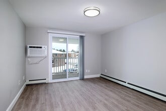 Manchester Gardens in Manchester, NH - Building Photo - Interior Photo