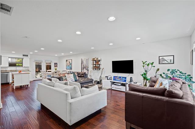 property at 2722 Knight St