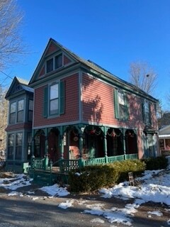5 Albany Ave in Round Lake, NY - Building Photo