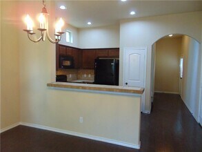 185 Creekside Villa Dr in Kyle, TX - Building Photo - Building Photo