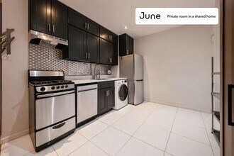 Room in Shared 6 bed/2 bath home in New York, NY - Foto de edificio - Building Photo
