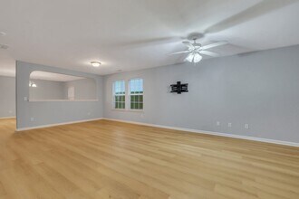 50 Lake Shore Blvd in Savannah, GA - Building Photo - Building Photo