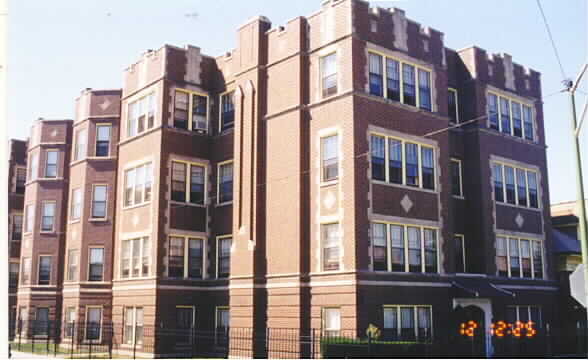 7656 S Paulina St in Chicago, IL - Foto de edificio