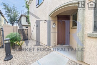 8150 W Groom Creek Rd in Phoenix, AZ - Building Photo - Building Photo