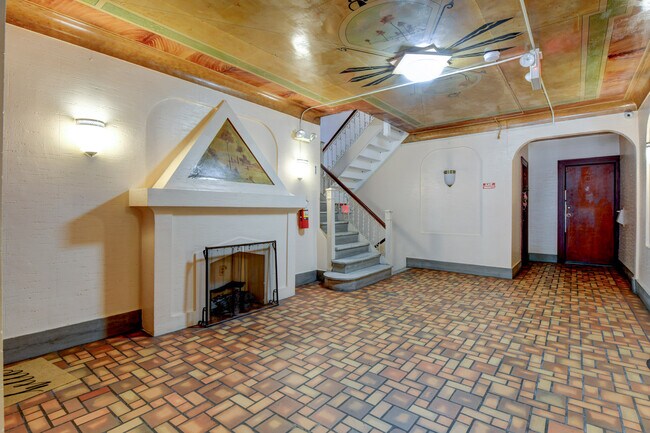 901 Grand Ave, Unit # 5B in North Bergen, NJ - Building Photo - Building Photo
