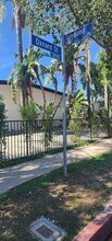 Oxnard Street Apartments in North Hollywood, CA - Building Photo - Building Photo