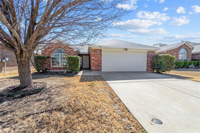 10844 Middleglen Rd in Haslet, TX - Building Photo - Building Photo