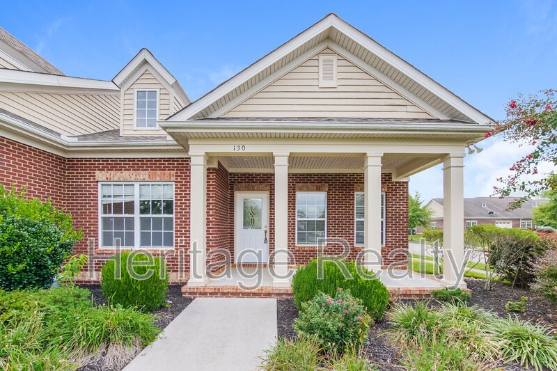 130 Hardinberry St in Oak Ridge, TN - Building Photo
