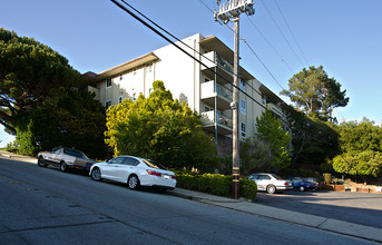 Westwood Apartments in San Mateo, CA - Building Photo - Building Photo