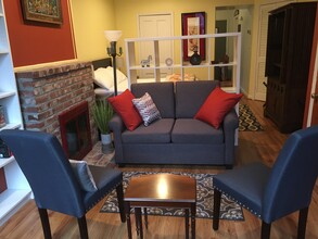 634 Constitution Ave NE, Unit 1 in Washington, DC - Building Photo - Building Photo