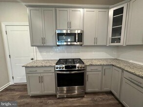 43353 Radford Divide Ter in Ashburn, VA - Building Photo - Building Photo