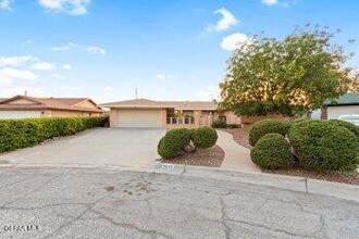 5833 Burning Tree Dr in El Paso, TX - Building Photo - Building Photo