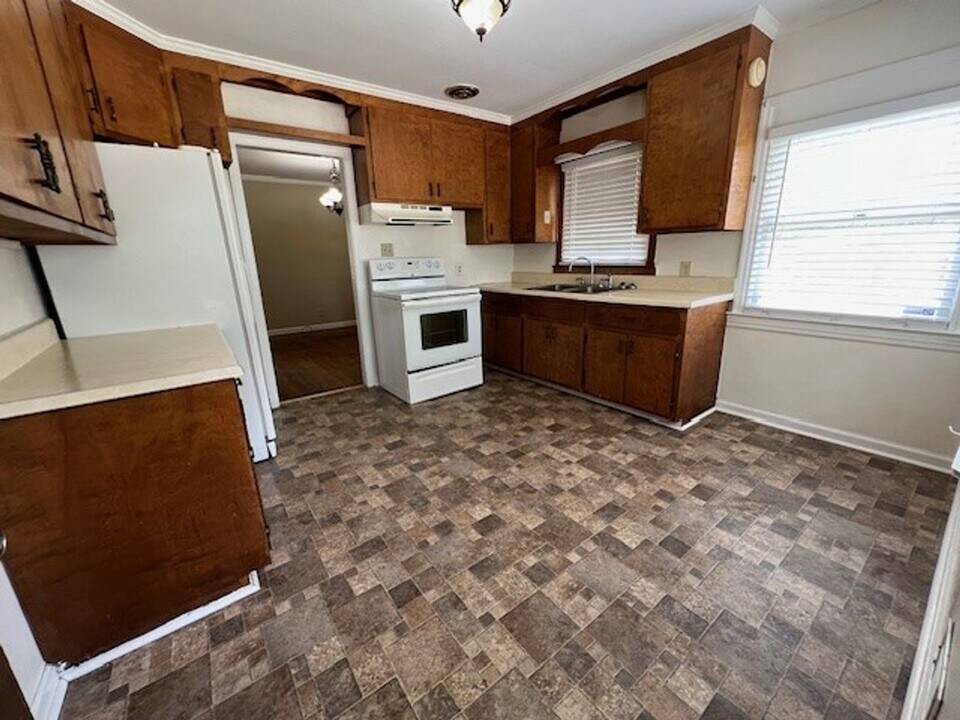 226 Ware St in Thomson, GA - Building Photo