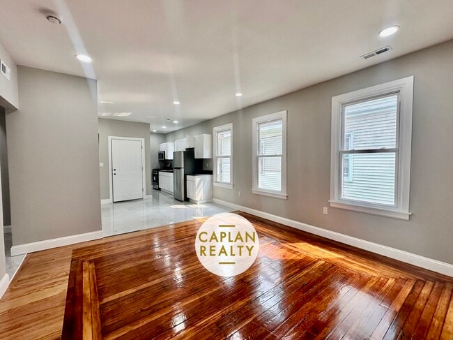 413 Winthrop Ave, Unit 2