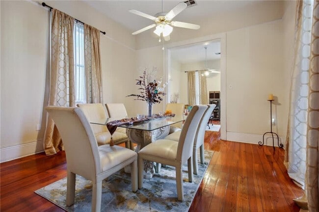 property at 4048 Banks St