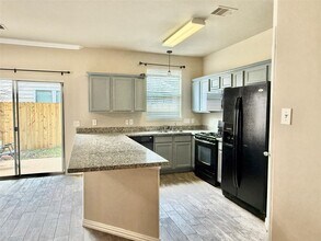 13107 Lawsons Creek Ln in Houston, TX - Building Photo - Building Photo