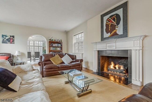 123 N Wyoming Ave in South Orange, NJ - Building Photo - Building Photo