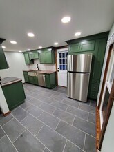 189 E 2nd St, Unit 201 in Corning, NY - Foto de edificio - Building Photo