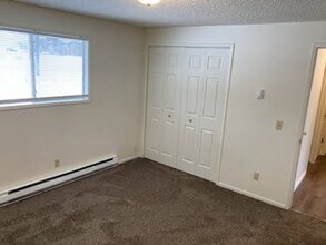 12704-12706 E 31st Ave in Spokane Valley, WA - Building Photo - Building Photo