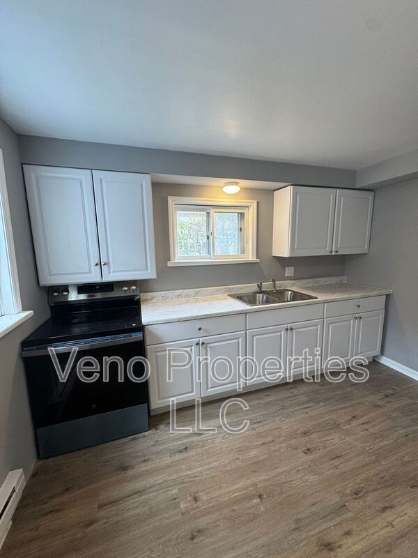 17-19-19 Ave A in Cambridge, NY - Building Photo - Building Photo