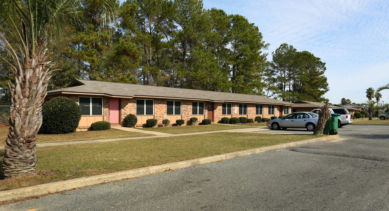 Riverside Apartments in Havana, FL - Building Photo