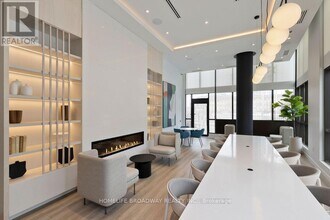 325-P325 Yorkland Blvd in Toronto, ON - Building Photo - Building Photo