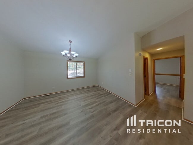 820 Woodmoor Dr in Monument, CO - Building Photo - Building Photo