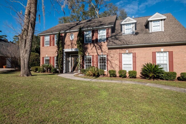 1304 Peacefield Pl in Tallahassee, FL - Foto de edificio - Building Photo