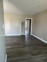 9332 S 6th Ave, Unit 9332 in Inglewood, CA - Building Photo - Building Photo