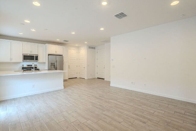 3362 E Hayfield Wy in San Tan Valley, AZ - Building Photo - Building Photo