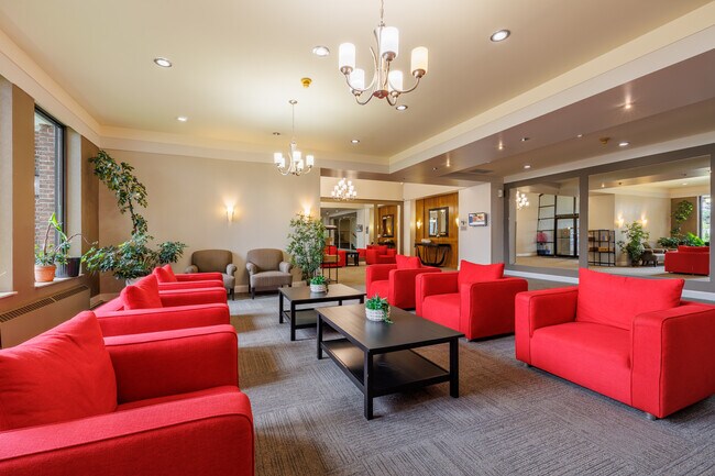 Les Tours Lakeshore in Pointe-claire, QC - Building Photo - Lobby