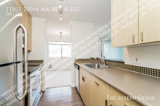 11801 100th Ave NE in Kirkland, WA - Building Photo - Building Photo