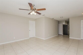 5312 Wren St in Orlando, FL - Building Photo - Building Photo