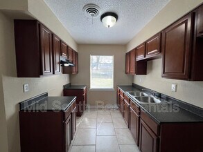 3738 Wolf Trail Dr in Memphis, TN - Building Photo - Building Photo