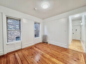 22 St Nicholas Pl in New York, NY - Building Photo - Building Photo