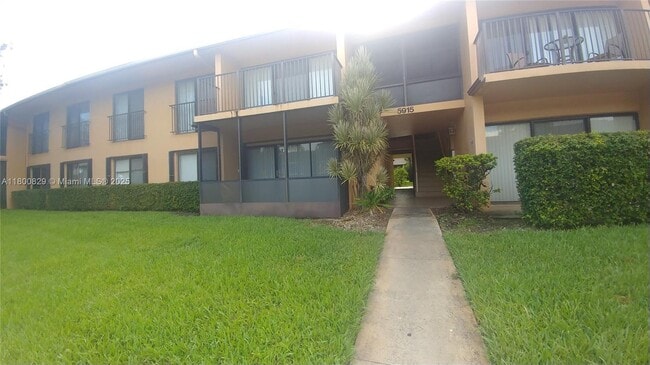 property at 5915 Washington St