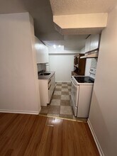 150 Young St in Ottawa, ON - Building Photo - Building Photo