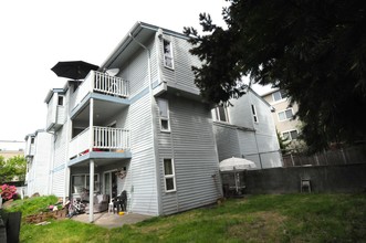 11308 3rd Ave NE in Seattle, WA - Building Photo - Building Photo
