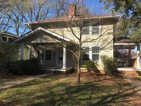 1541 Thomas Ave in Charlotte, NC - Building Photo
