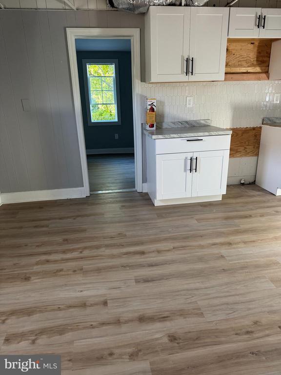 property at 106 W Harmony St