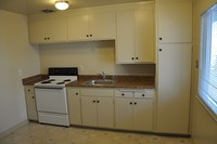 30 Carquinez Scenic Dr in Martinez, CA - Building Photo - Interior Photo