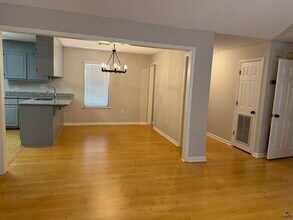 408 Sunshine Way in Warner Robins, GA - Building Photo - Building Photo