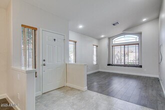 4611 E Juana Ct in Cave Creek, AZ - Building Photo - Building Photo