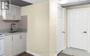 368 Upper Kenilworth Ave in Hamilton, ON - Building Photo - Building Photo