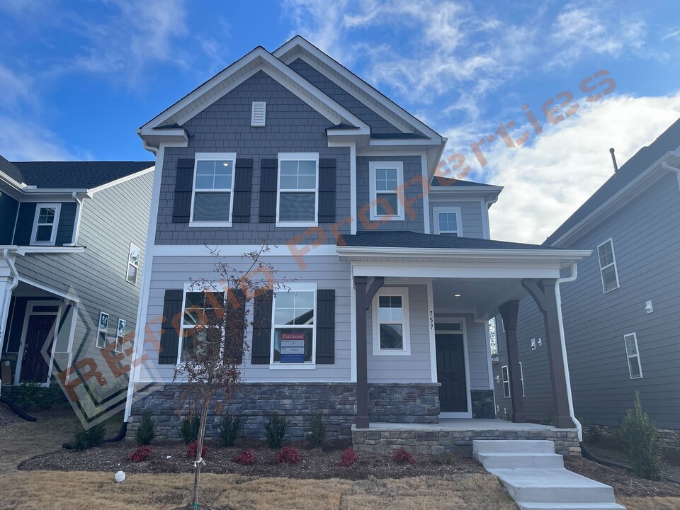 757 Longleaf Grv Ln in Knightdale, NC - Building Photo