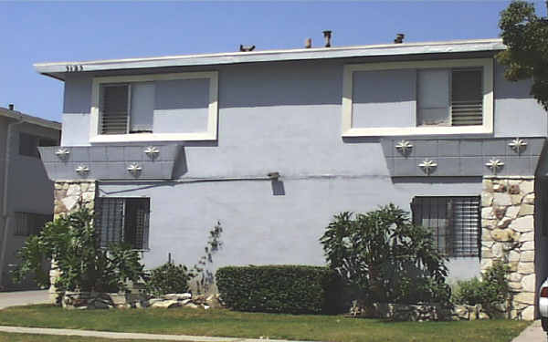 3125 S Durango Ave in Los Angeles, CA - Building Photo - Building Photo