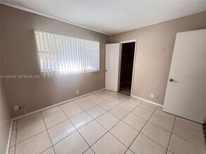 1200 SW 50th Ave in North Lauderdale, FL - Building Photo - Building Photo