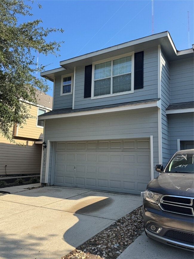 property at 3135 Atherton Canyon Ln